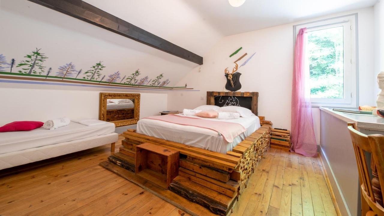 Mamie Jane Co-munity Guest house Aix-les-Bains