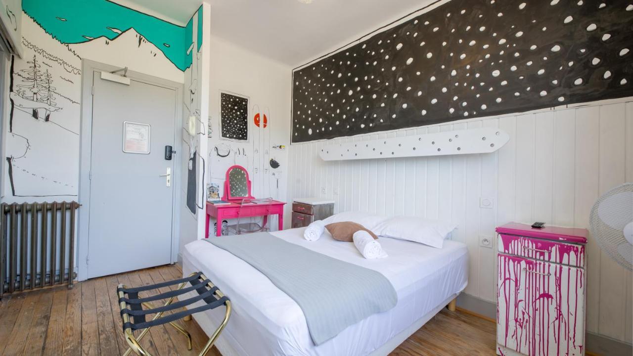 Mamie Jane Co-munity 3*